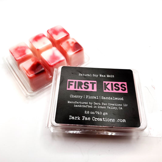 First Kiss wax melt